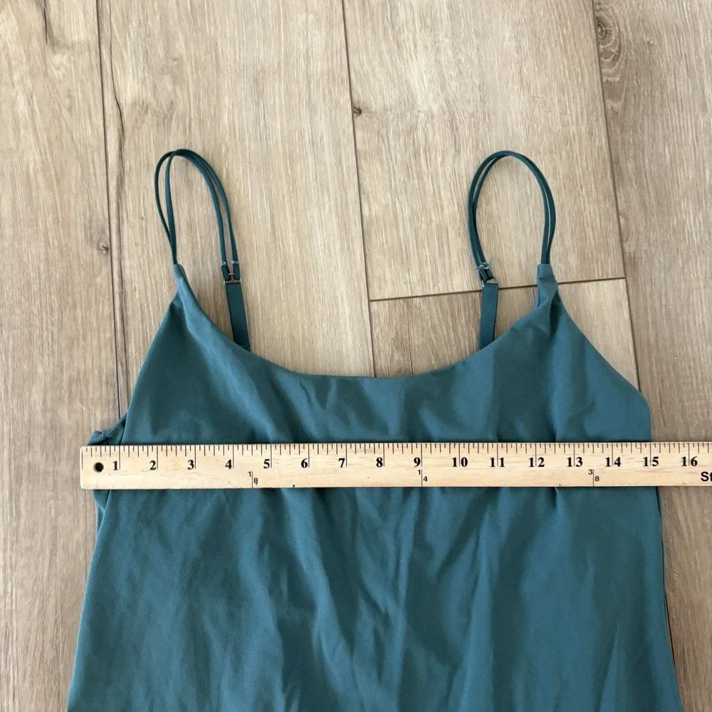 Abercrombie & Fitch The Traveller Mini Active Dress in Green Size Medium